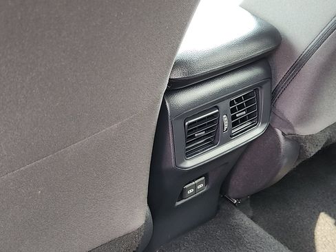 Certified 2025 Toyota RAV4 XLE image 25