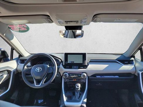 Used 2025 Toyota RAV4 XLE Premium image 17