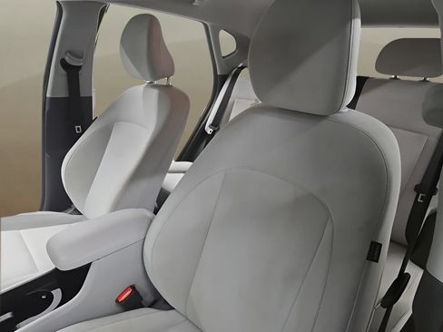 Used 2024 Hyundai Kona SEL FWD image 13