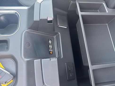 New 2026 Chevrolet Silverado 1500 LTZ w/ LTZ Premium Package image 38