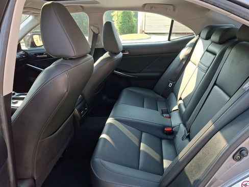 Used 2018 Lexus IS 300 w/ Accessory Package 2 RWD image 10