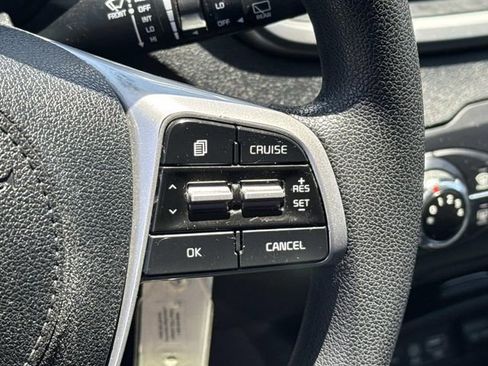 Used 2020 Kia Sorento LX FWD image 29