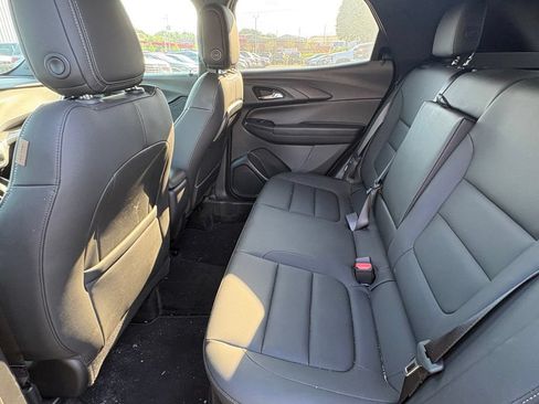 Used 2023 Chevrolet TrailBlazer ACTIV w/ Convenience Package AWD/4WD image 9