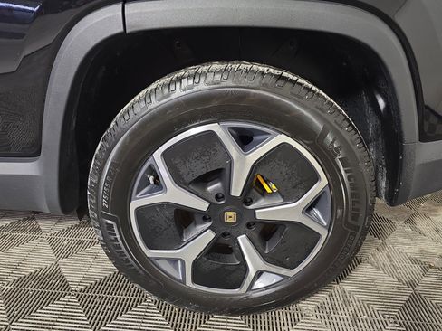 Used 2022 Rivian R1S Launch Edition image 10