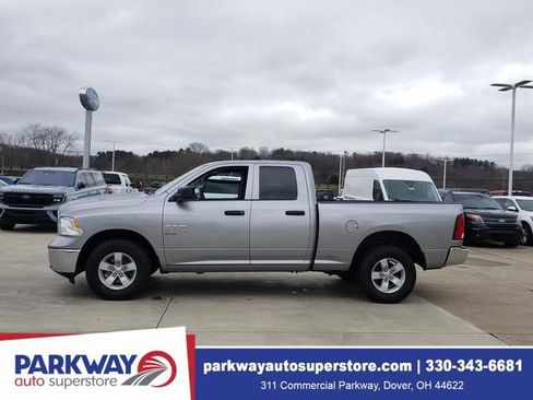 Used 2024 RAM 1500 Classic SLT image 5