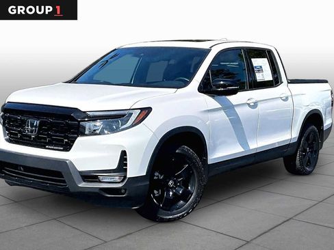 Used 2025 Honda Ridgeline Black Edition image 1