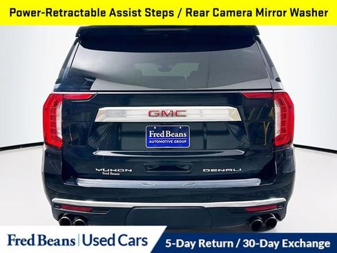 Used 2022 GMC Yukon Denali w/ Denali Premium Package image 7