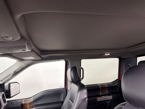 Used 2017 Ford F150 Lariat image 13