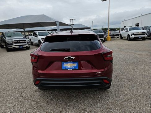 Used 2024 Chevrolet Trax RS w/ Driver Confidence Package FWD image 7