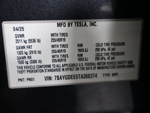 Used 2026 Tesla Model Y Long Range AWD/4WD image 40