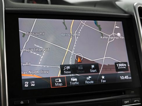 Used 2017 Porsche Cayenne S w/ Premium Plus Package image 22