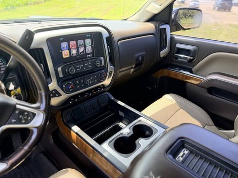 Used 2018 GMC Sierra 1500 SLT w/ Enhanced Driver Alert Package RWD image 18