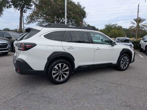 Certified 2024 Subaru Outback Limited AWD/4WD image 3