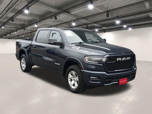 Used 2025 RAM 1500 Lone Star AWD/4WD image 2
