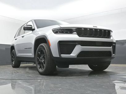 New 2026 Jeep Grand Cherokee Altitude