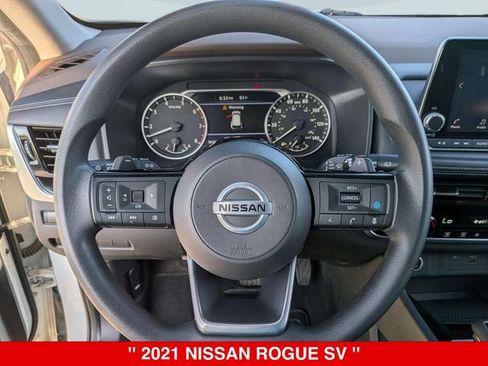 Used 2021 Nissan Rogue SV AWD/4WD image 18