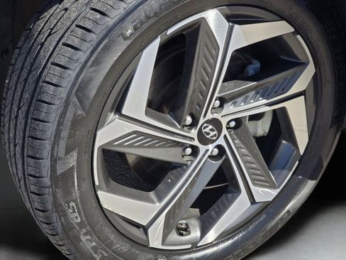 Used 2023 Hyundai Tucson Limited image 25