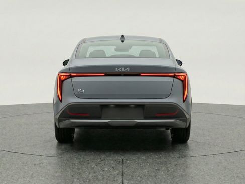 Used 2025 Kia K4 FWD image 7