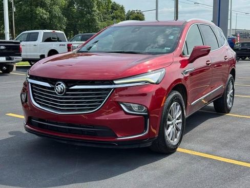 Used 2023 Buick Enclave Essence w/ Trailering Package, 5000 lbs. FWD image 8