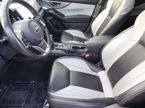 Used 2023 Subaru Crosstrek 2.5i Limited w/ Moonroof Package image 8