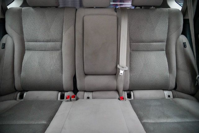 Used 2025 Nissan Rogue SV AWD/4WD image 17