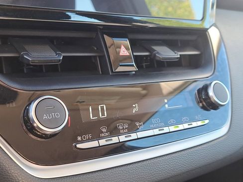 Certified 2025 Toyota Corolla LE image 23