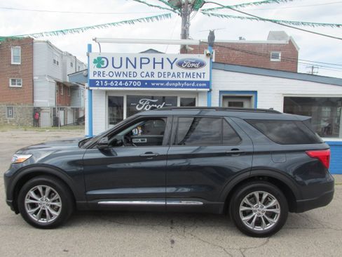Used 2023 Ford Explorer XLT w/ Equipment Group 202A AWD/4WD image 7