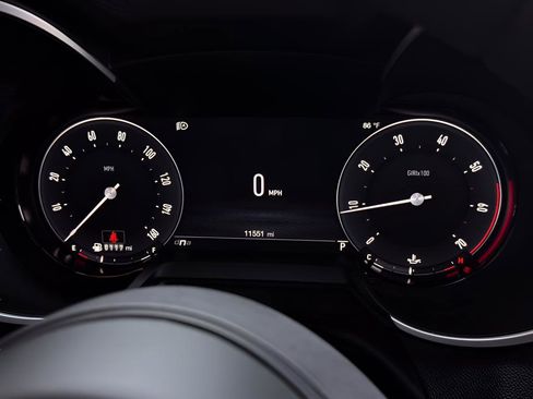 Used 2024 Alfa Romeo Stelvio Sprint image 17