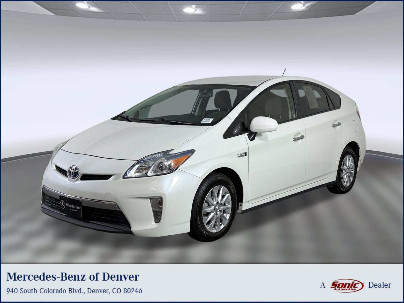 Used 2015 Toyota Prius Prime Plug-In Hybrid FWD image 1