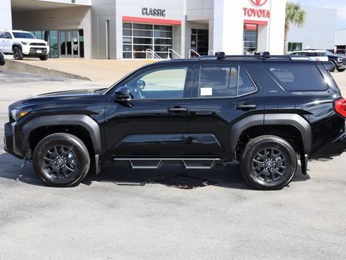 New 2025 Toyota 4Runner SR5 image 5