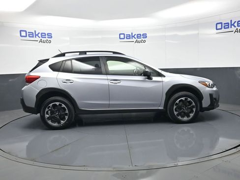 Used 2023 Subaru Crosstrek 2.0i image 9