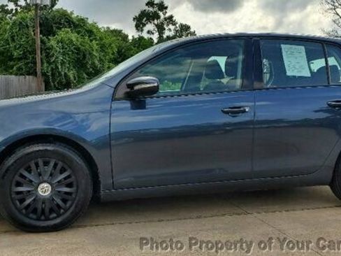 Used 2013 Volkswagen Golf 4-Door image 20