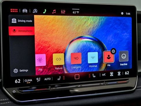 New 2026 Volkswagen Tiguan SE image 16