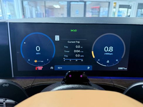 Used 2024 Hyundai Santa Fe Limited image 16