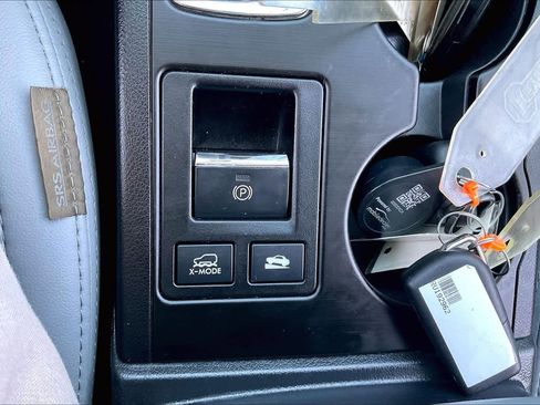 Used 2019 Subaru Outback 2.5i Limited w/ Popular Package #2 image 33