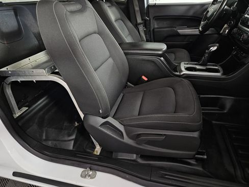 Used 2022 Chevrolet Colorado LT w/ Fleet Safety Package RWD image 25