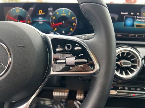 Used 2023 Mercedes-Benz CLA 250 4MATIC image 26