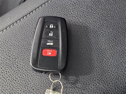 Used 2020 Toyota Camry XSE image 23