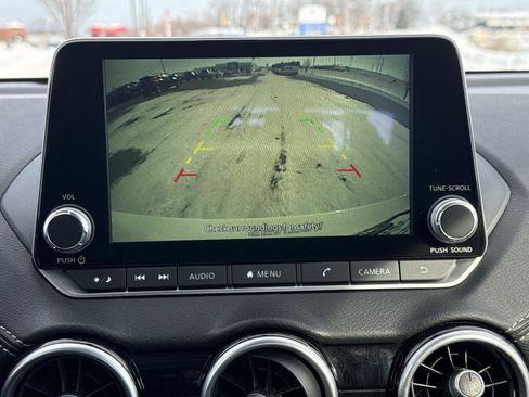 Used 2024 Nissan Sentra SV image 4