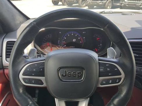 Used 2019 Jeep Grand Cherokee Trackhawk AWD/4WD image 33