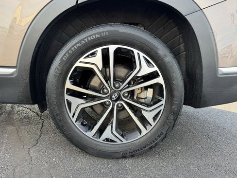 Used 2020 Hyundai Santa Fe SEL image 21