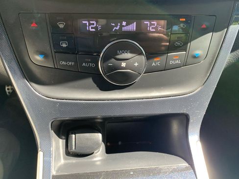 Used 2019 Nissan Sentra SR FWD image 13