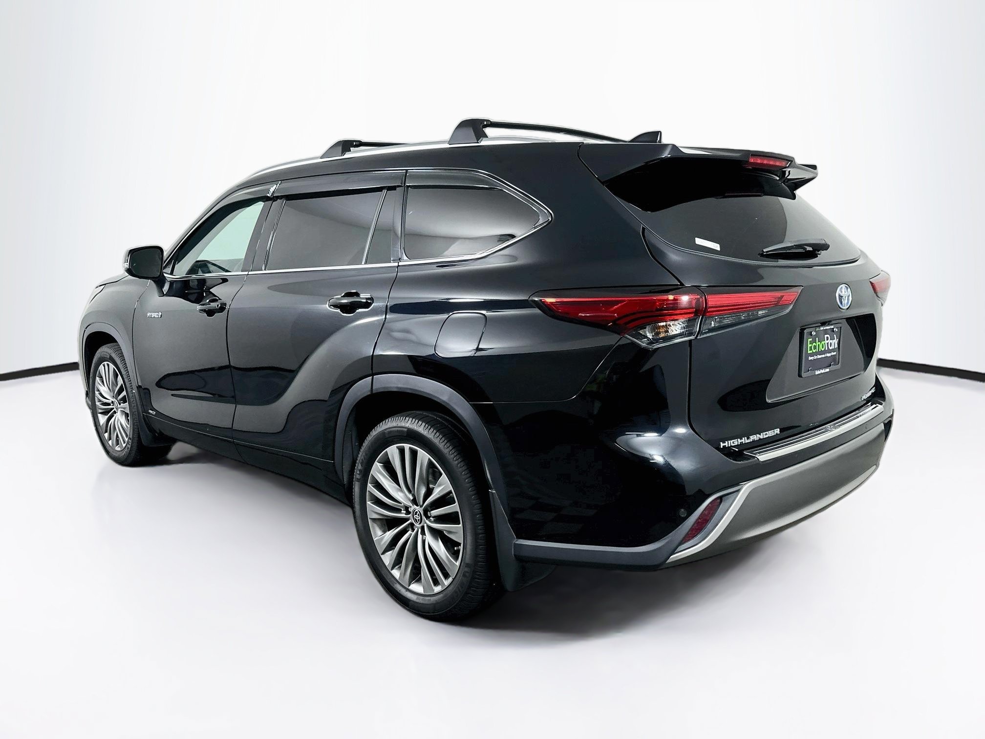 Used 2021 Toyota Highlander Platinum AWD/4WD image 5