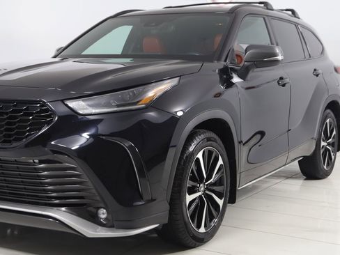 Used 2022 Toyota Highlander XSE image 57
