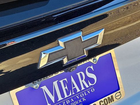 Used 2023 Chevrolet Bolt EUV LT w/ Driver Confidence Package image 13