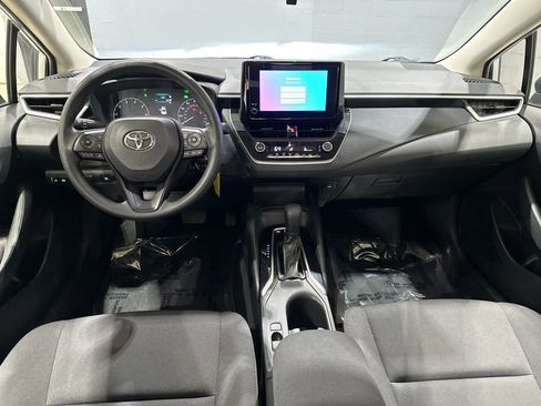 Used 2023 Toyota Corolla LE image 7