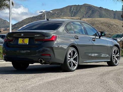 Used 2023 BMW 330i Sedan w/ Convenience Package RWD image 3