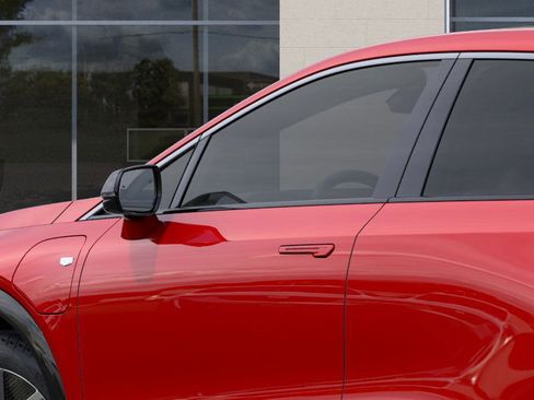 New 2025 Cadillac Optiq Luxury 1 image 33