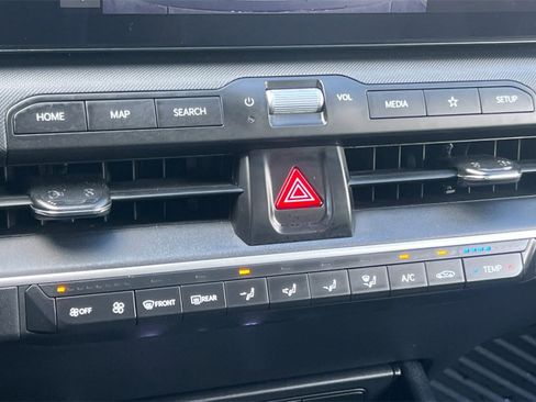 Used 2025 Kia K4 LXS image 21