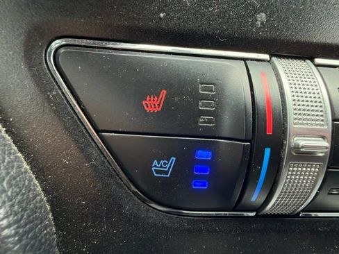 Used 2020 Ford Mustang GT Premium RWD image 37